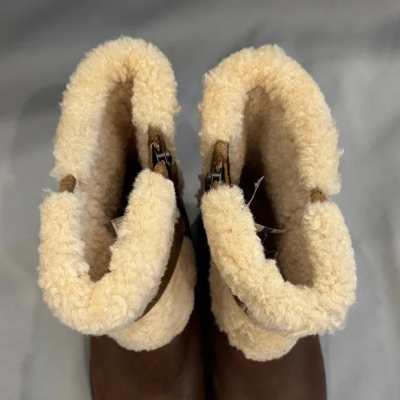 NWOT UGG Blayre II Shearling Leather Booties – Size 8 - Picture 16 of 16